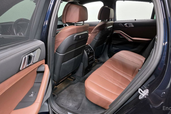 2025 BMW X6 с пробегом 10 557 км