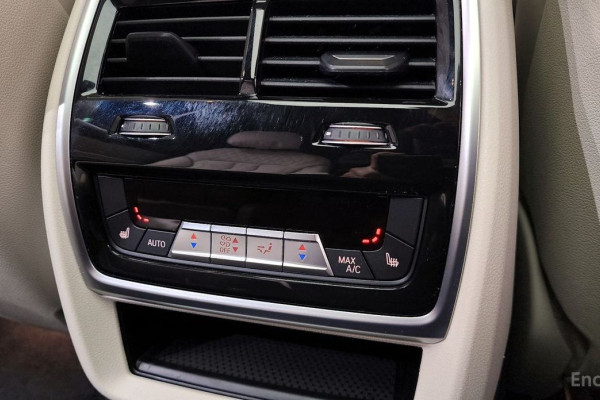 2025 BMW X7 с пробегом 20 087 км