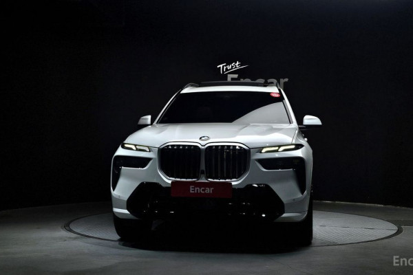 2024 BMW X7 с пробегом 21 865 км