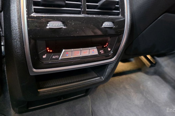 2025 BMW X6 с пробегом 10 557 км