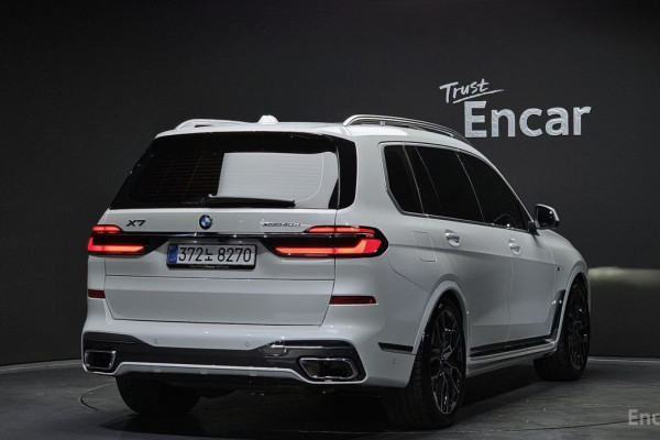 2025 BMW X7 с пробегом 4 776 км