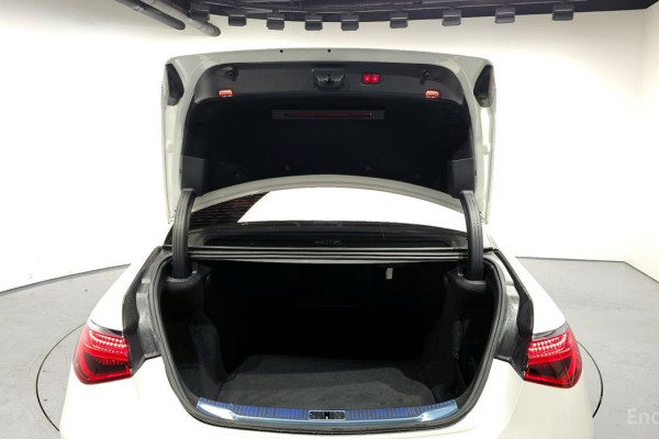 2022 Mercedes-Benz S-Класс с пробегом 45 240 км