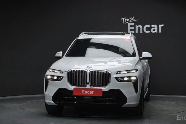 2025 BMW X7 с пробегом 4 776 км