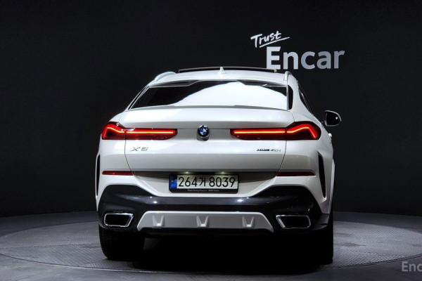 2022 BMW X6 с пробегом 37 558 км