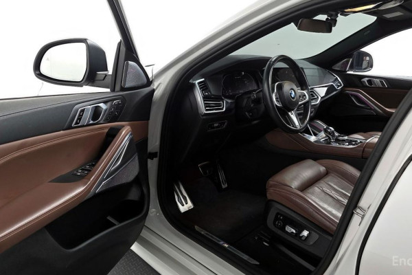 2022 BMW X6 с пробегом 104 251 км