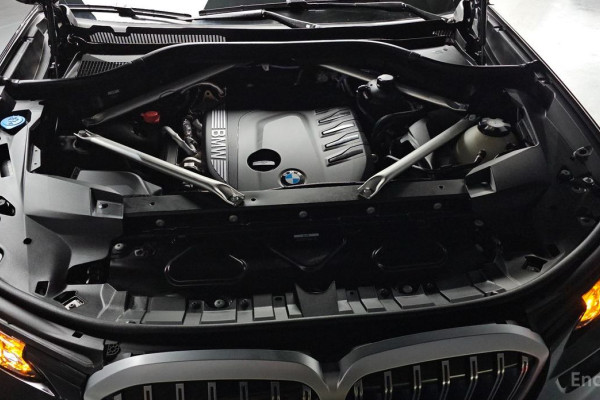 2025 BMW X7 с пробегом 10 569 км