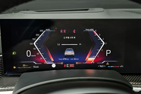 2025 BMW X7 с пробегом 4 776 км