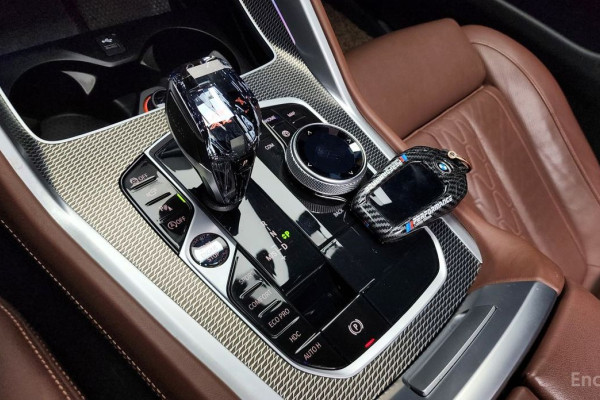 2022 BMW X6 с пробегом 37 558 км