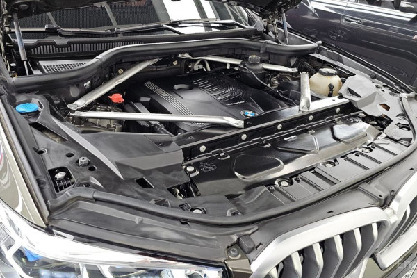 2022 BMW X6 с пробегом 45 438 км