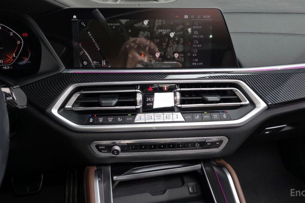 2022 BMW X6 с пробегом 104 251 км