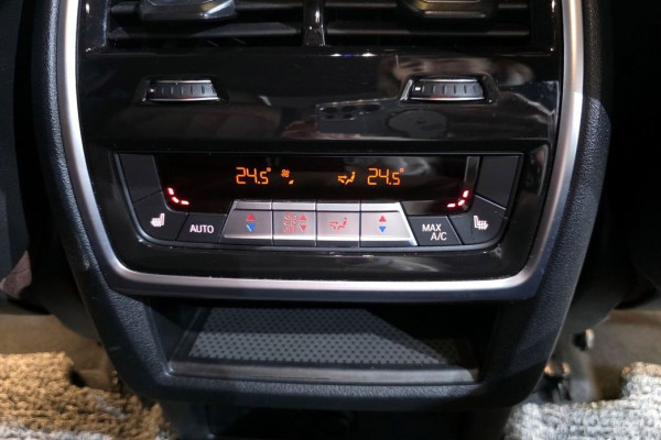 2022 BMW X6 с пробегом 104 251 км