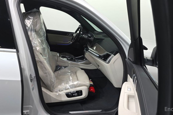 2024 BMW X7 с пробегом 45 454 км