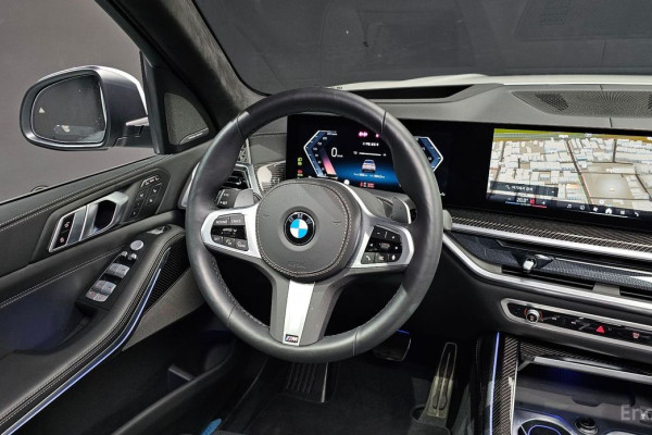 2025 BMW X7 с пробегом 9 663 км