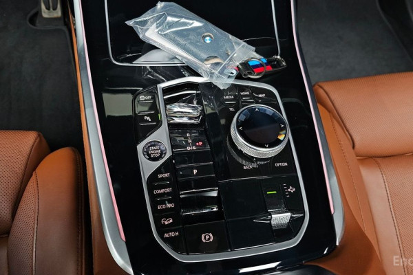 2024 BMW X7 с пробегом 21 815 км