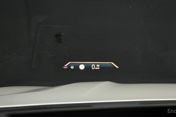 2025 BMW X7 с пробегом 9 663 км