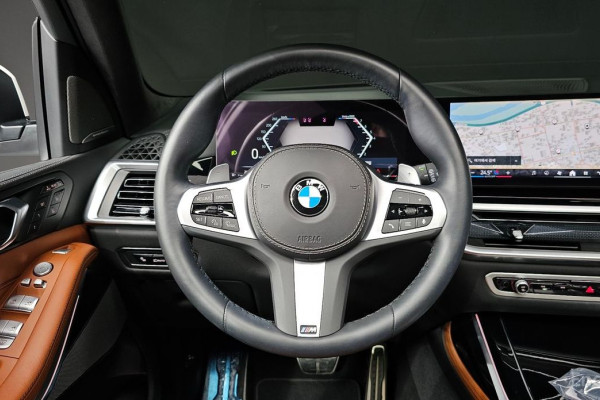 2024 BMW X7 с пробегом 21 815 км