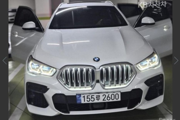2022 BMW X6 с пробегом 46 000 км