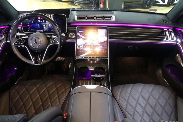 2022 Mercedes-Benz S-Класс с пробегом 18 000 км
