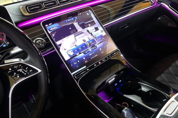 2022 Mercedes-Benz S-Класс с пробегом 18 000 км