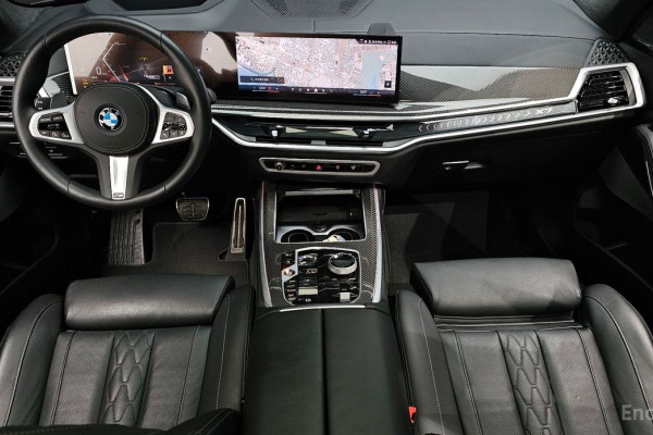 2025 BMW X7 с пробегом 11 218 км