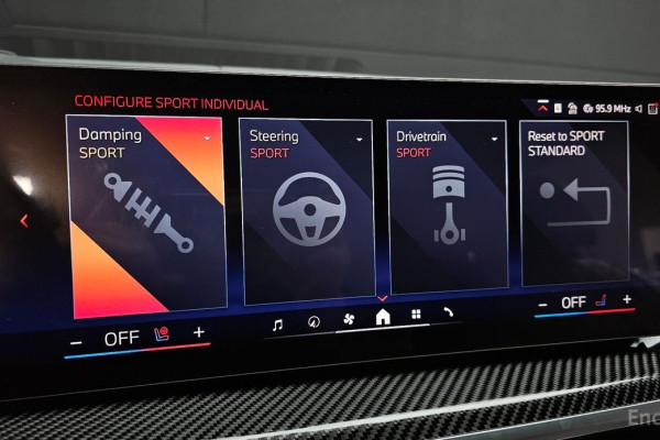 2025 BMW X7 с пробегом 11 218 км