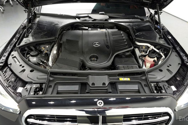 2022 Mercedes-Benz S-Класс с пробегом 12 961 км