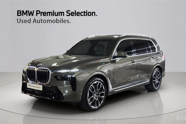 2025 BMW X7 с пробегом 10 706 км