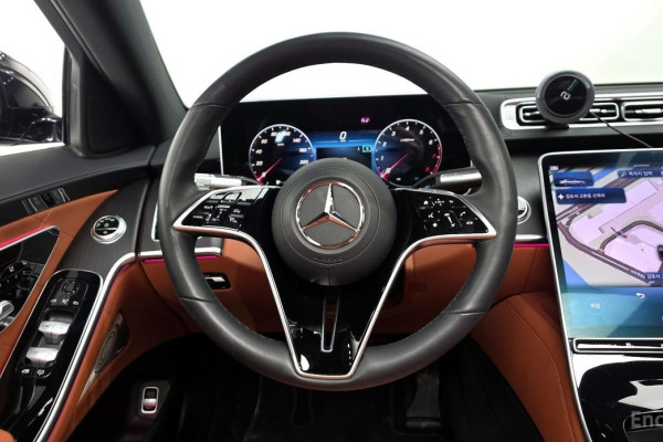 2022 Mercedes-Benz S-Класс с пробегом 12 961 км