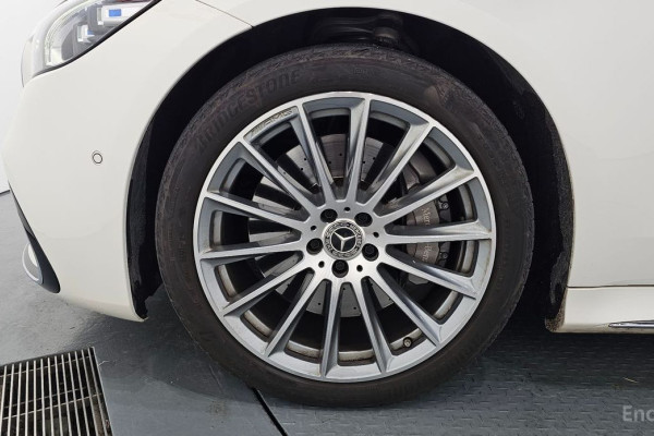 2022 Mercedes-Benz S-Класс с пробегом 15 892 км