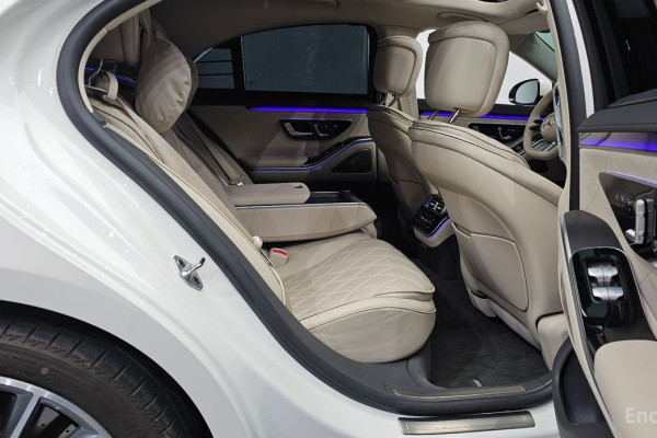 2022 Mercedes-Benz S-Класс с пробегом 15 892 км