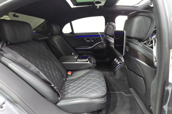 2023 Mercedes-Benz S-Класс с пробегом 31 492 км