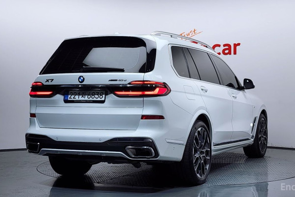 2025 BMW X7 с пробегом 13 146 км