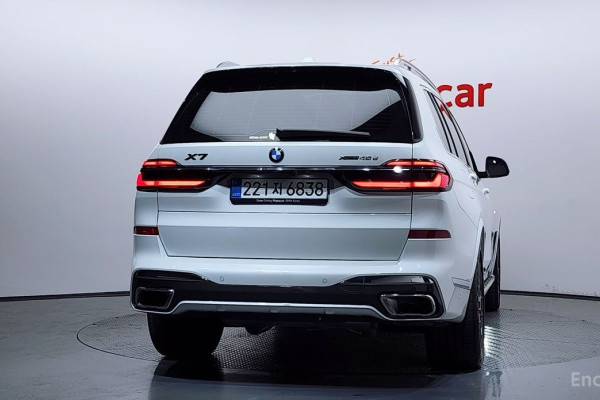 2025 BMW X7 с пробегом 13 146 км