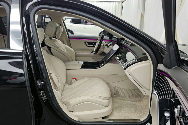 2022 Mercedes-Benz S-Класс с пробегом 114 608 км