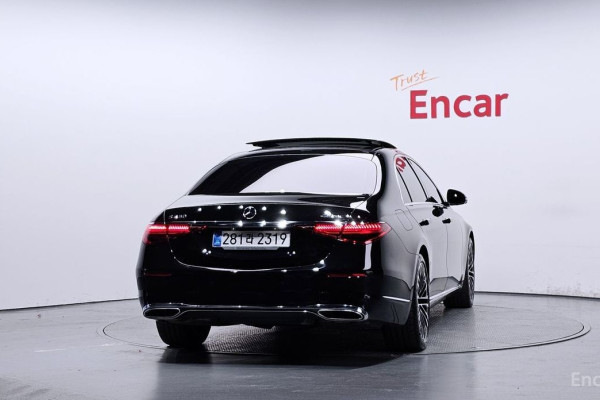 2023 Mercedes-Benz S-Класс с пробегом 52 080 км