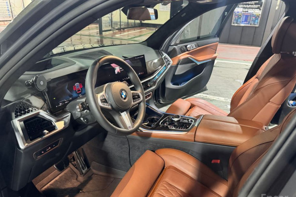 2025 BMW X7 с пробегом 3 810 км