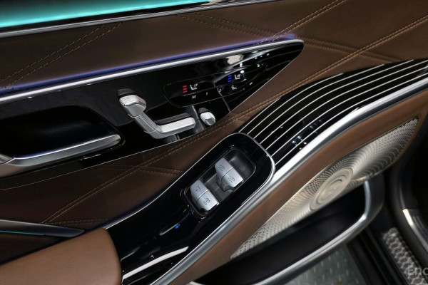 2022 Mercedes-Benz S-Класс с пробегом 32 523 км