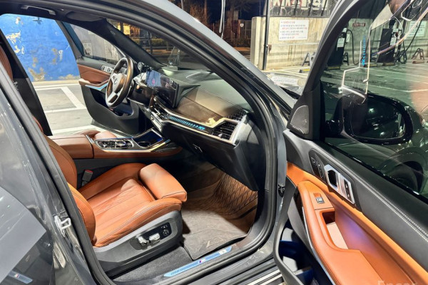 2025 BMW X7 с пробегом 3 810 км