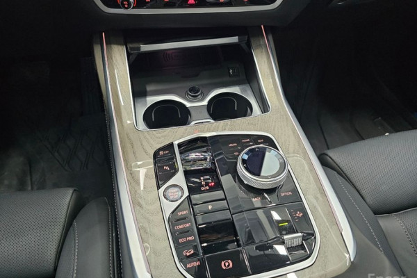 2024 BMW X7 с пробегом 18 151 км