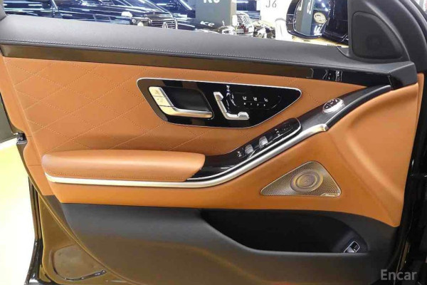 2023 Mercedes-Benz S-Класс с пробегом 42 047 км