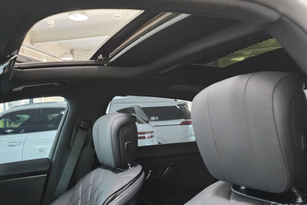 2023 Mercedes-Benz S-Класс с пробегом 18 300 км