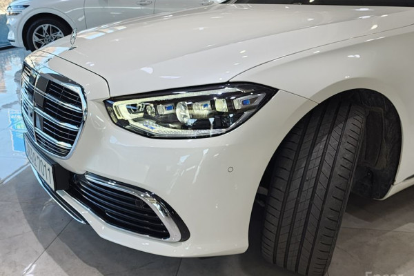 2023 Mercedes-Benz S-Класс с пробегом 18 300 км