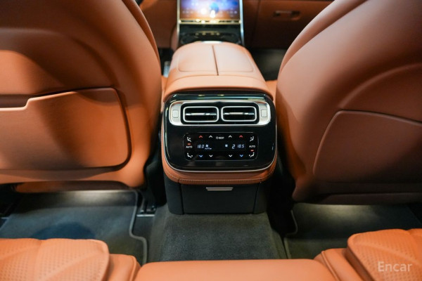 2022 Mercedes-Benz S-Класс с пробегом 56 461 км