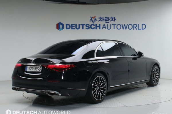 2022 Mercedes-Benz S-Класс с пробегом 42 271 км