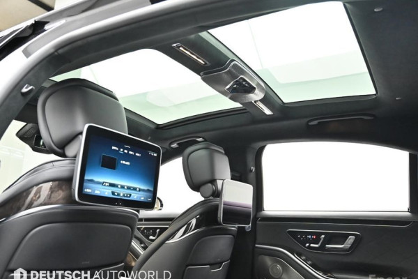 2022 Mercedes-Benz S-Класс с пробегом 42 271 км