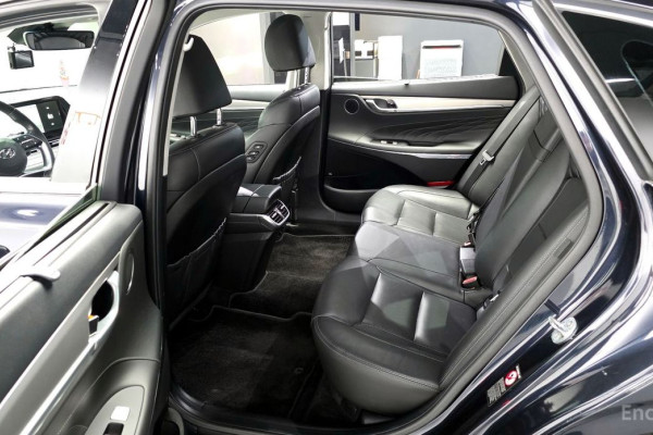 2021 Hyundai Grandeur с пробегом 77 492 км