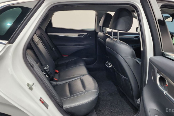 2021 Hyundai Grandeur с пробегом 40 268 км