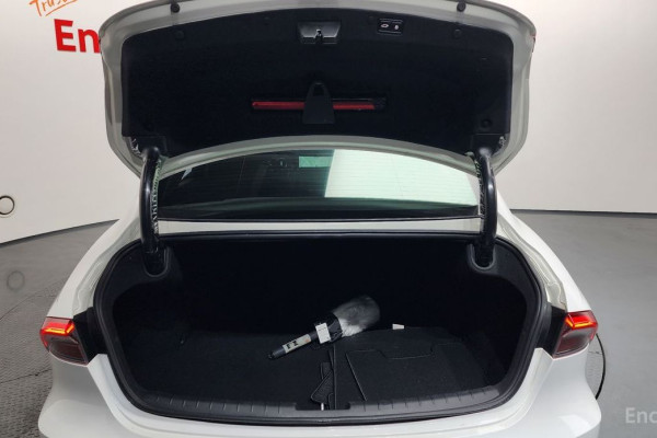 2021 Hyundai Grandeur с пробегом 40 268 км