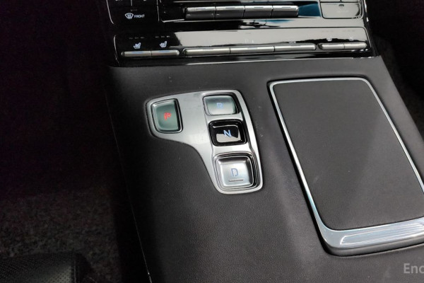 2021 Hyundai Grandeur с пробегом 106 013 км