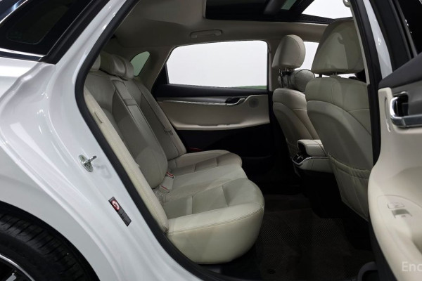 2022 Hyundai Grandeur с пробегом 74 584 км